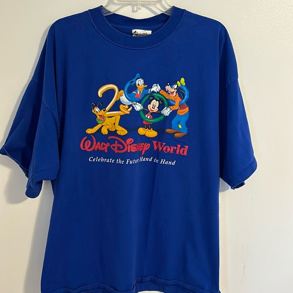 Y2K Disney millennium Celebrate The Future Hand in Hand Blue T-Shirt size XL - Picture 1 of 8